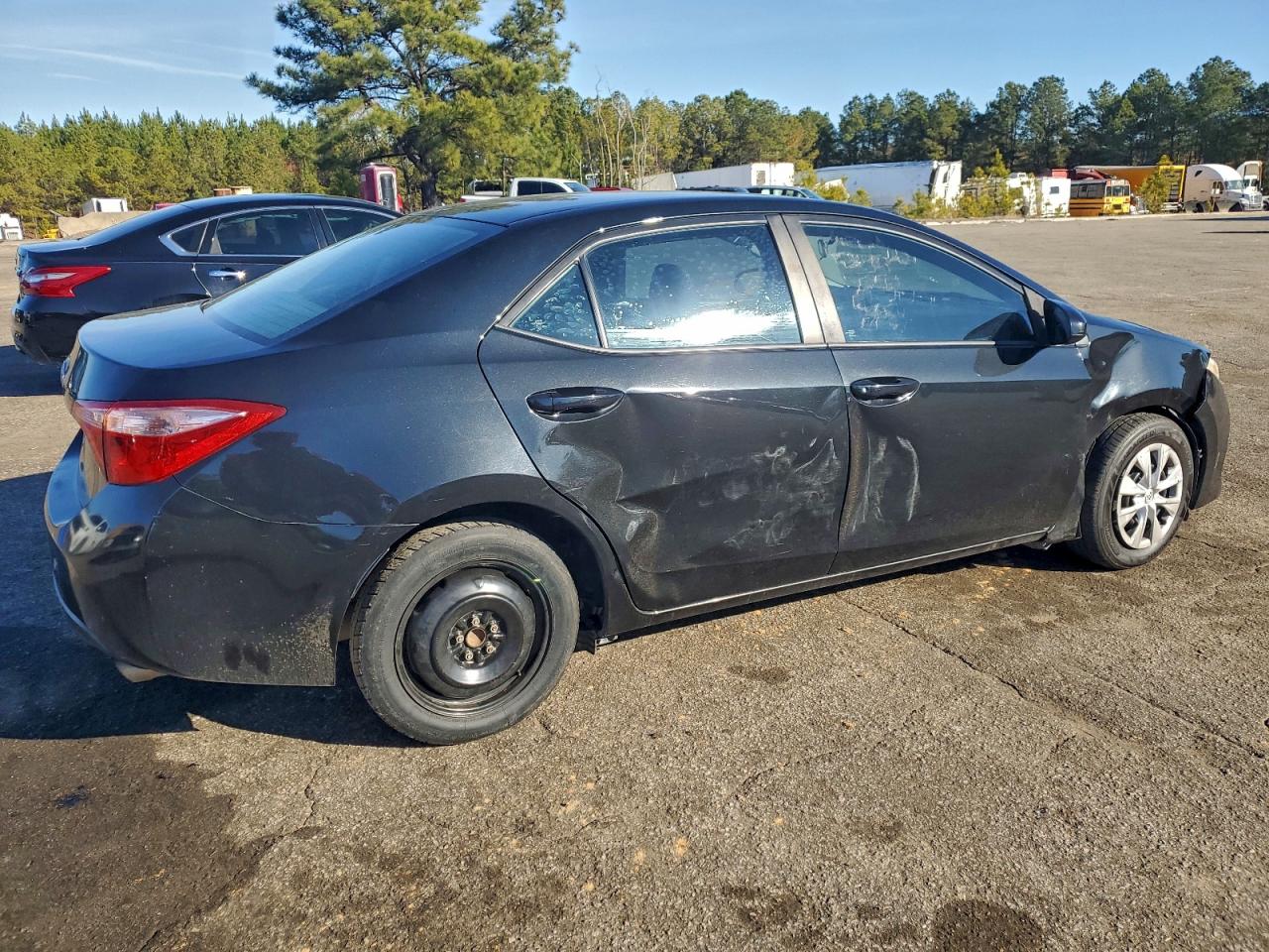 2017 TOYOTA COROLLA L photo 3