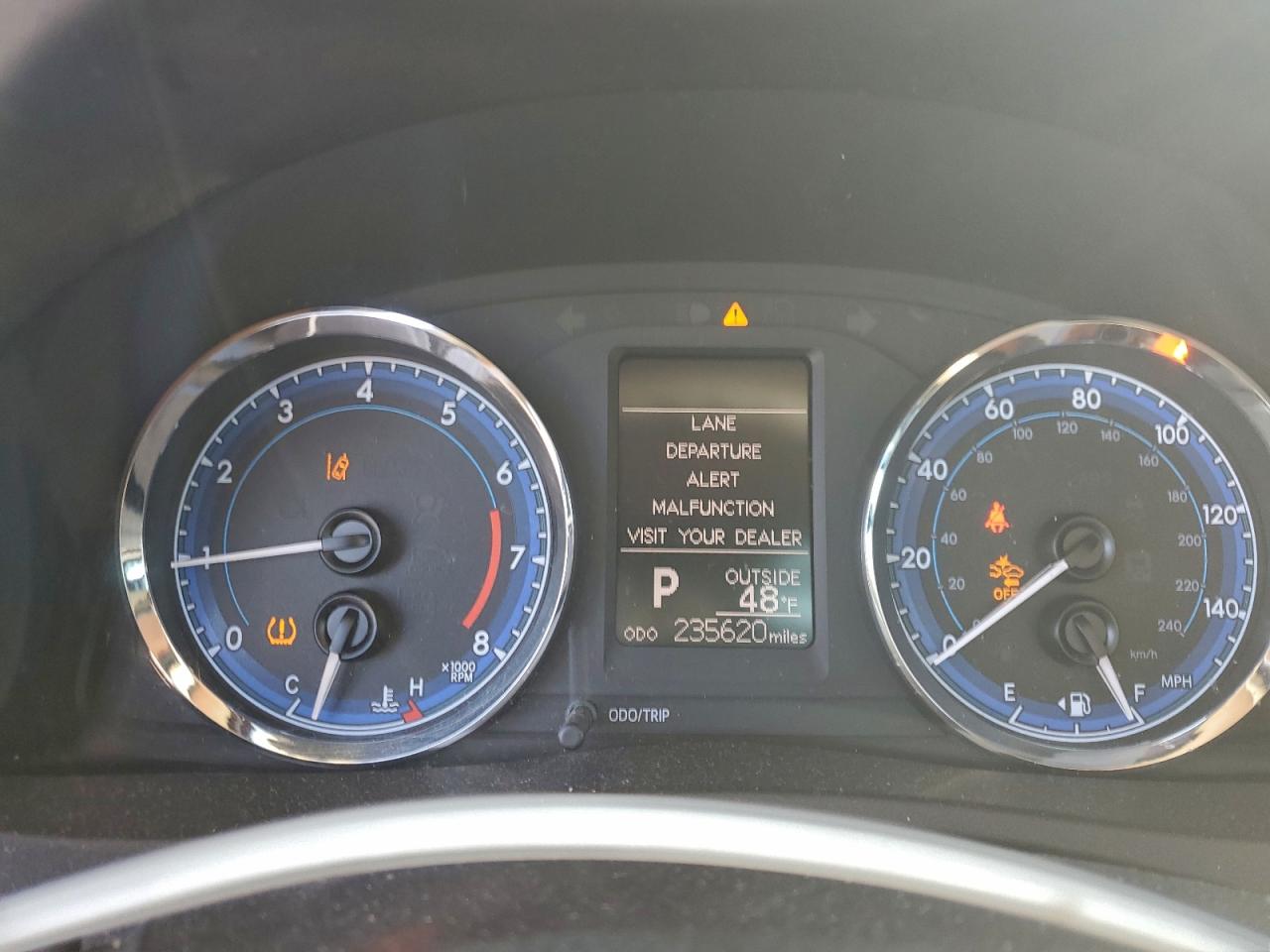 2017 TOYOTA COROLLA L photo 9
