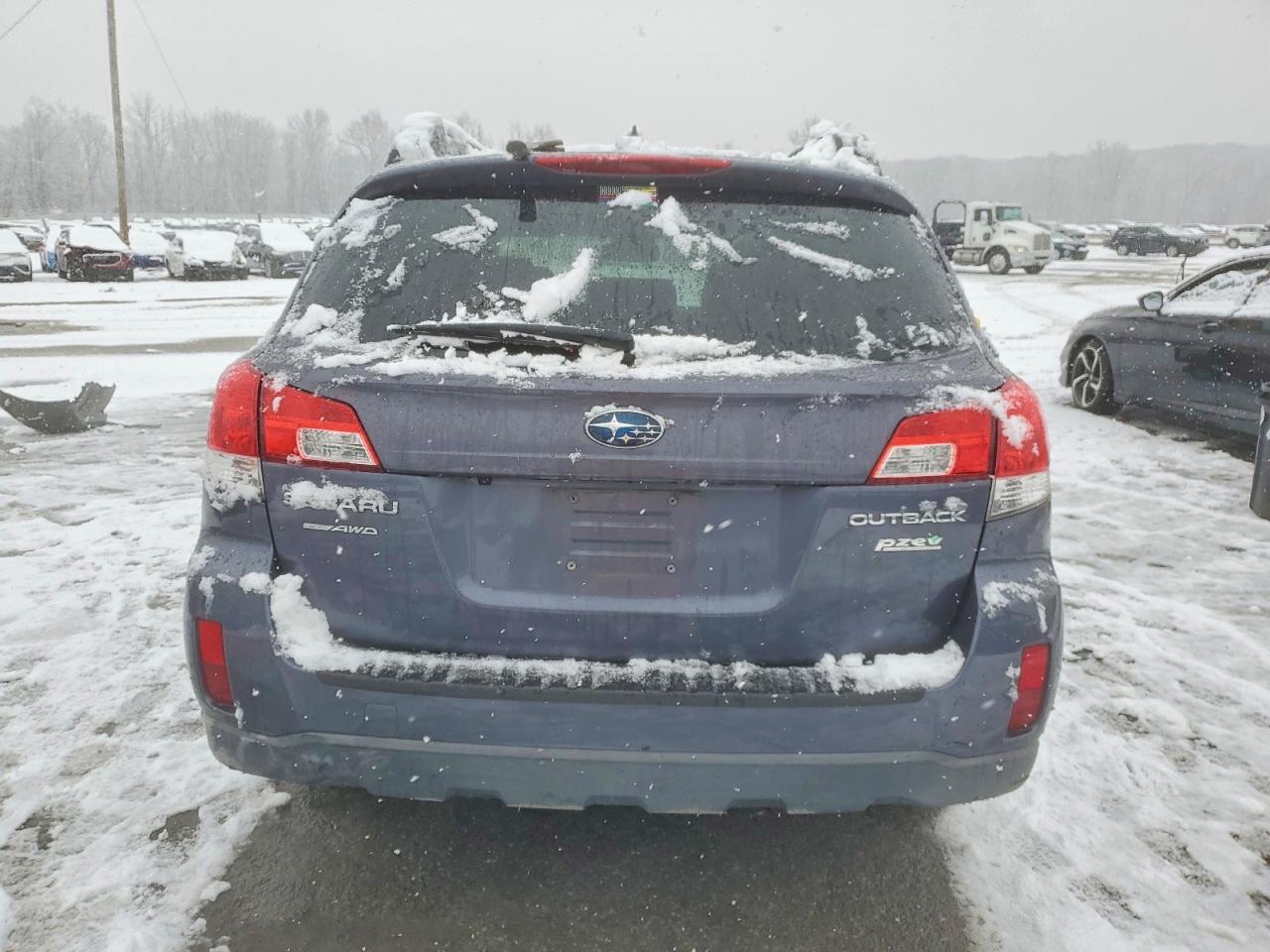2014 SUBARU OUTBACK 2.5I LIMITED photo 6