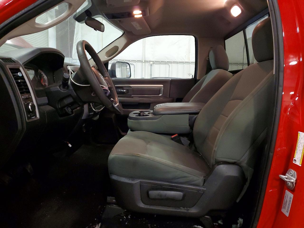 2017 RAM 2500 ST photo 7