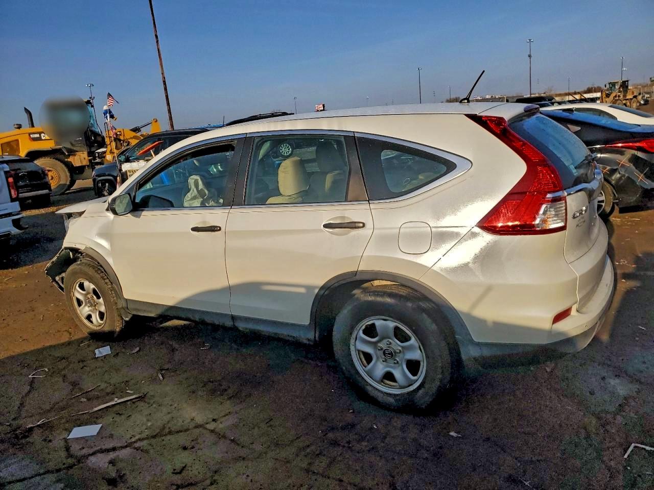 2016 HONDA CR-V LX photo 2