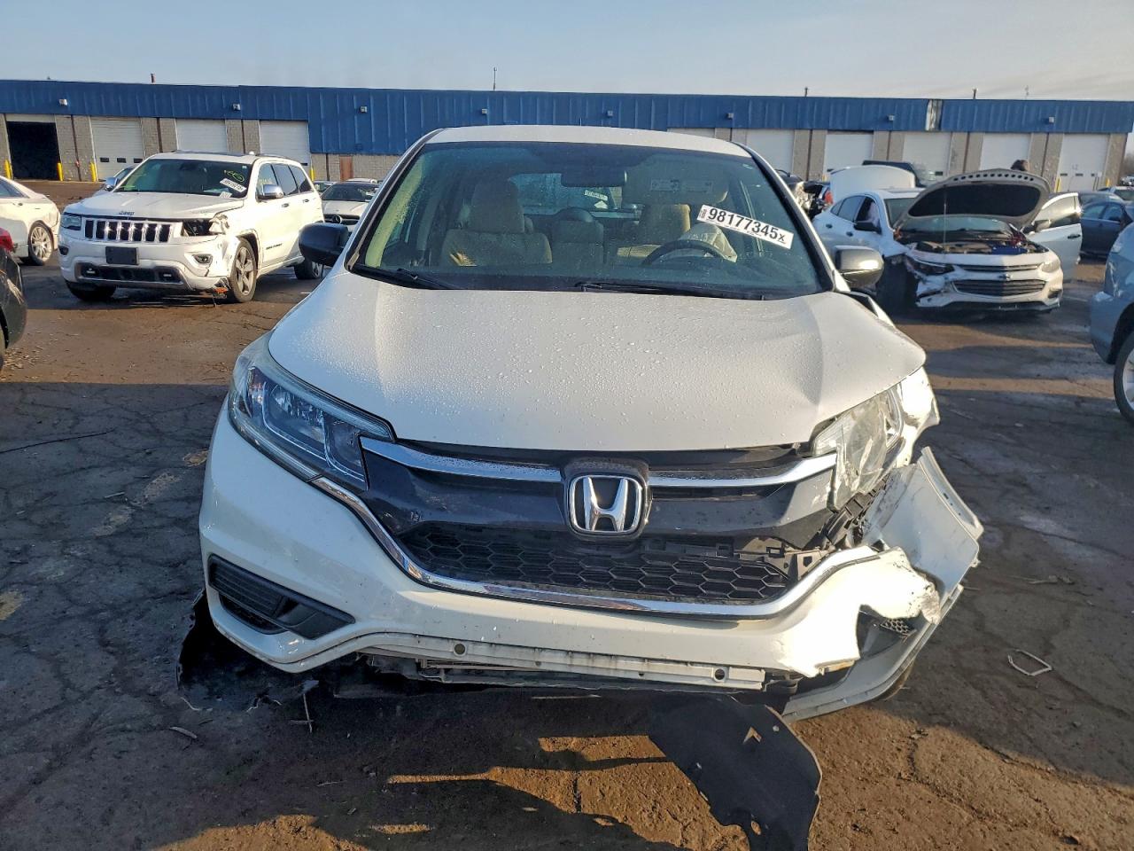 2016 HONDA CR-V LX photo 5