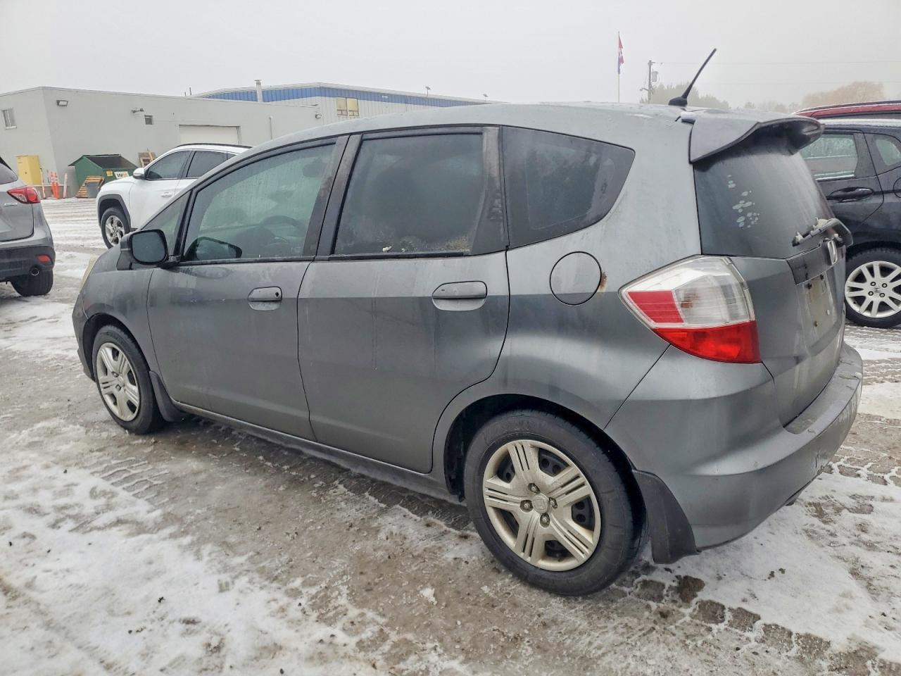 2013 HONDA FIT LX photo 2