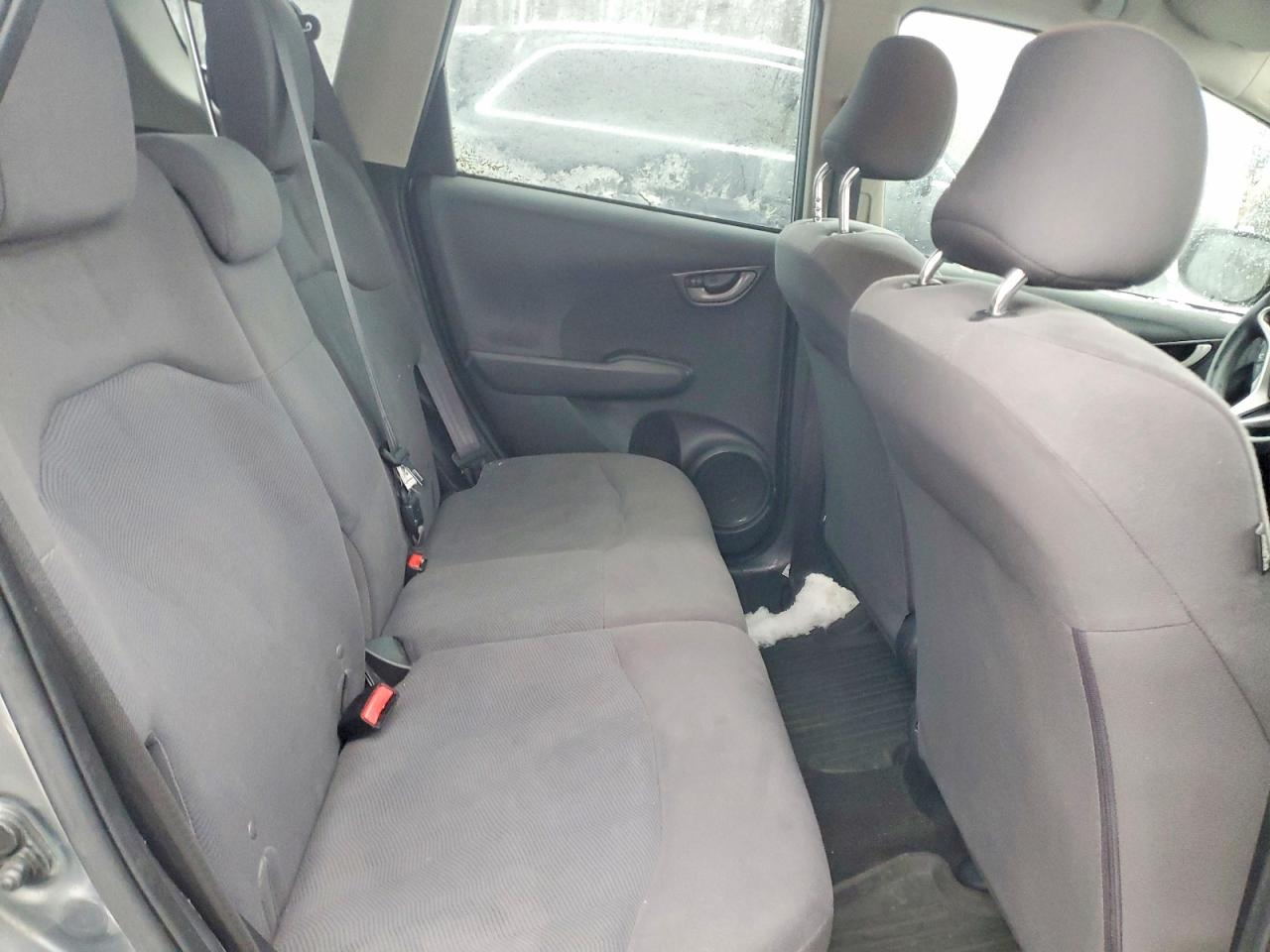 2013 HONDA FIT LX photo 10