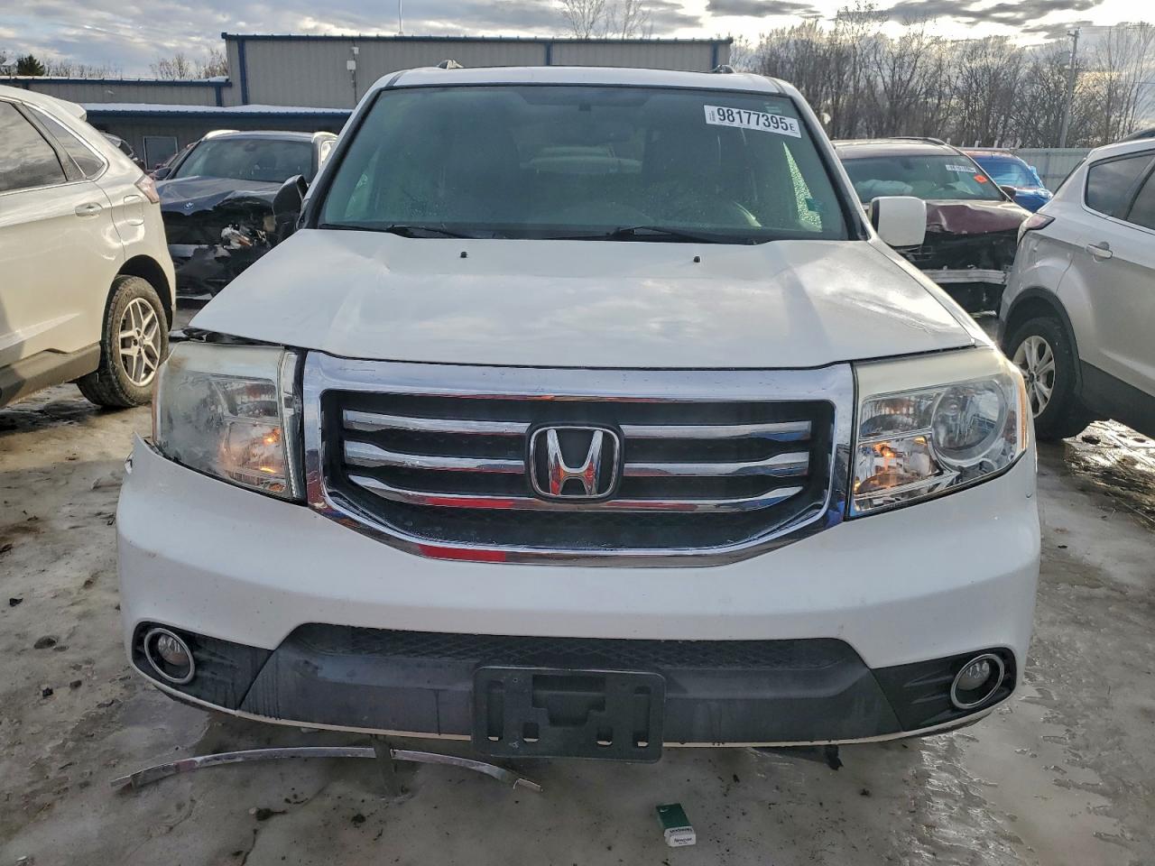2013 HONDA PILOT EXLN photo 5
