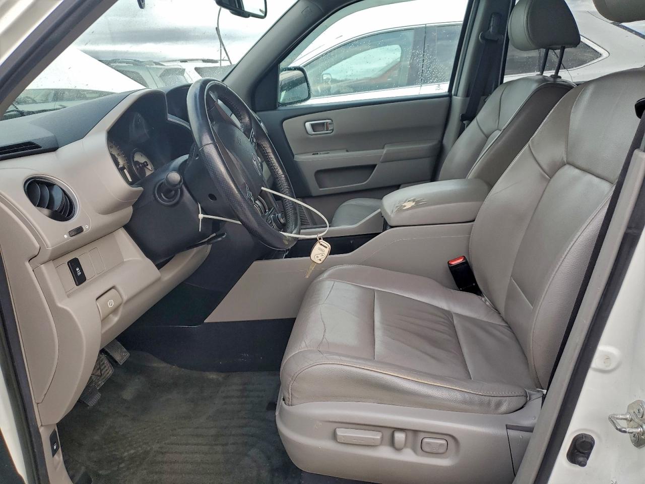 2013 HONDA PILOT EXLN photo 7