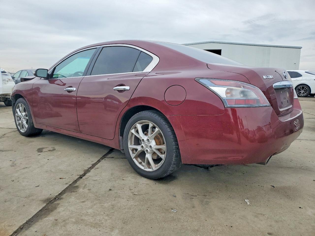 2013 NISSAN MAXIMA S photo 2