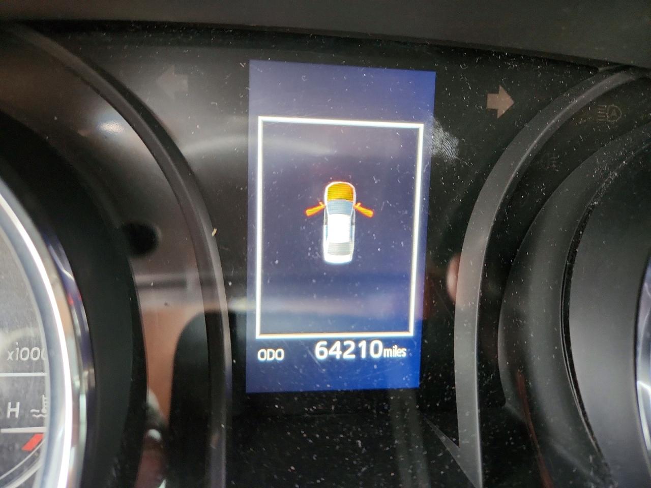 2020 TOYOTA CAMRY LE photo 9