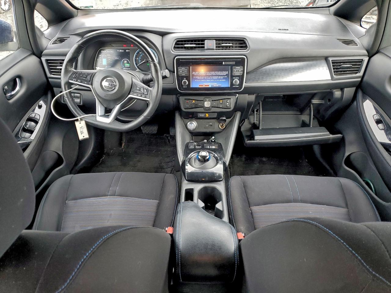 2018 NISSAN LEAF S photo 8