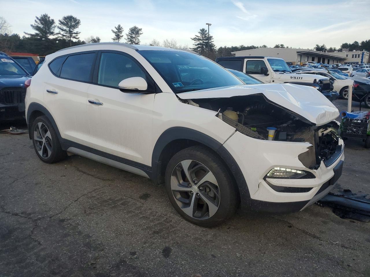 2018 HYUNDAI TUCSON VALUE photo 4
