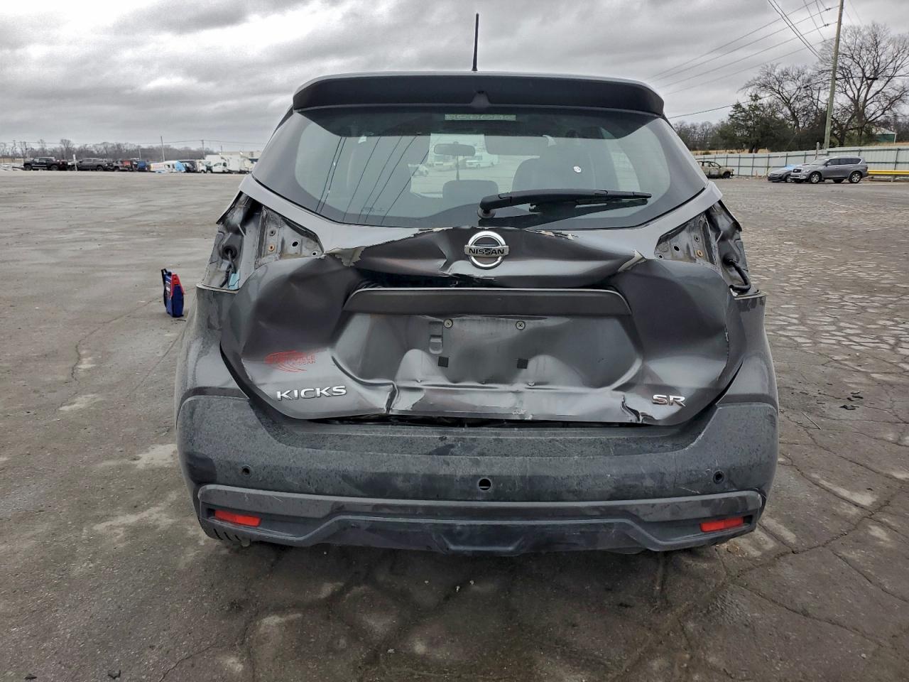 2019 NISSAN KICKS S photo 6