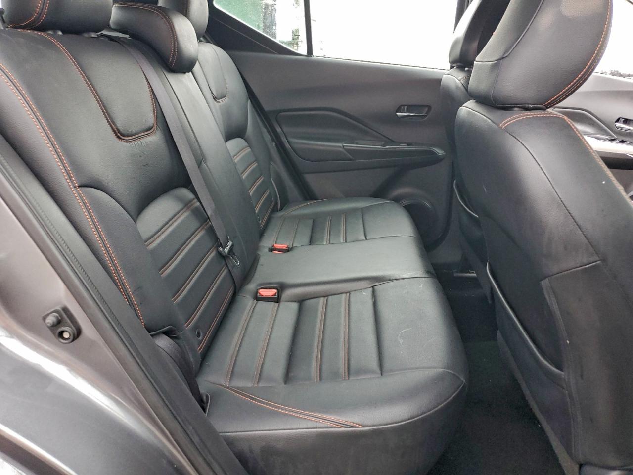 2019 NISSAN KICKS S photo 11