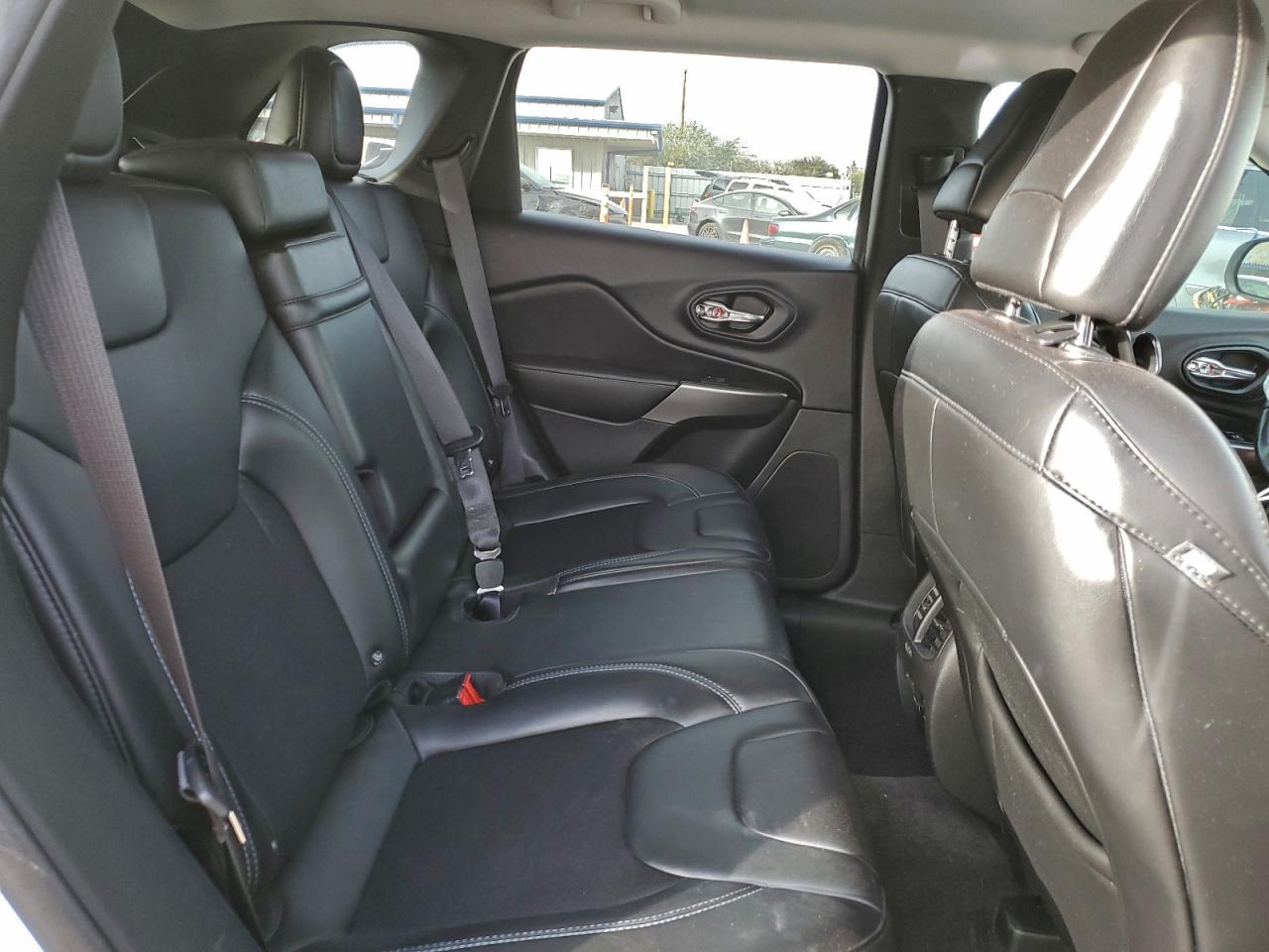 2019 JEEP CHEROKEE LATITUDE PLUS photo 11