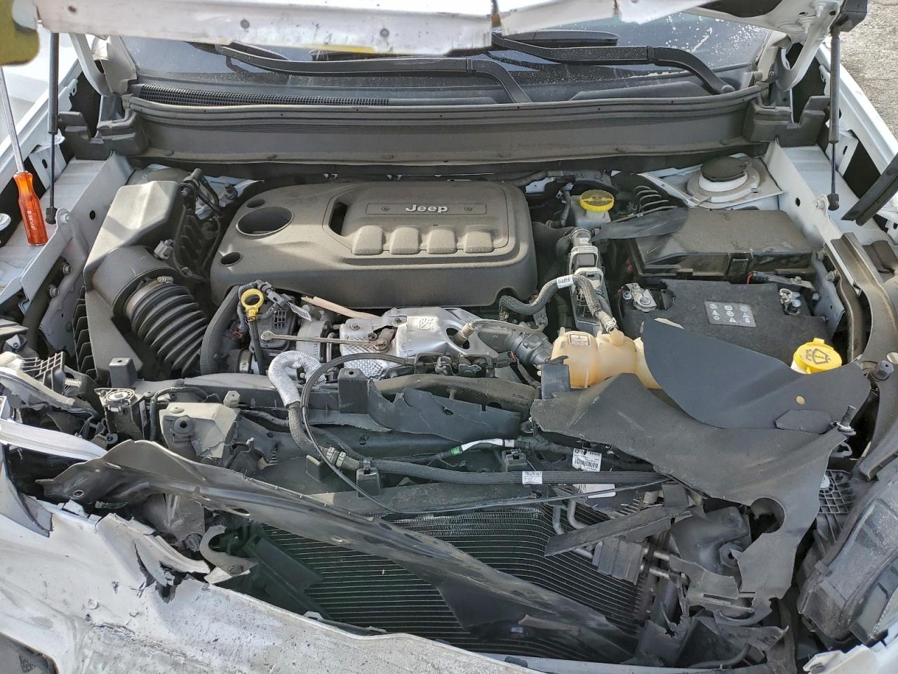 2019 JEEP CHEROKEE LATITUDE PLUS photo 12