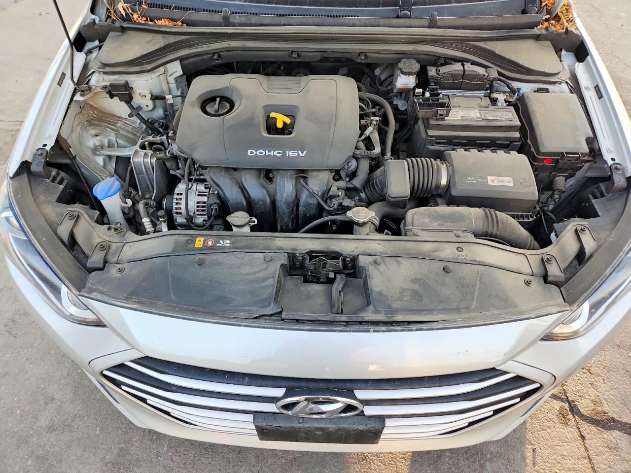 2017 HYUNDAI ELANTRA SE photo 11