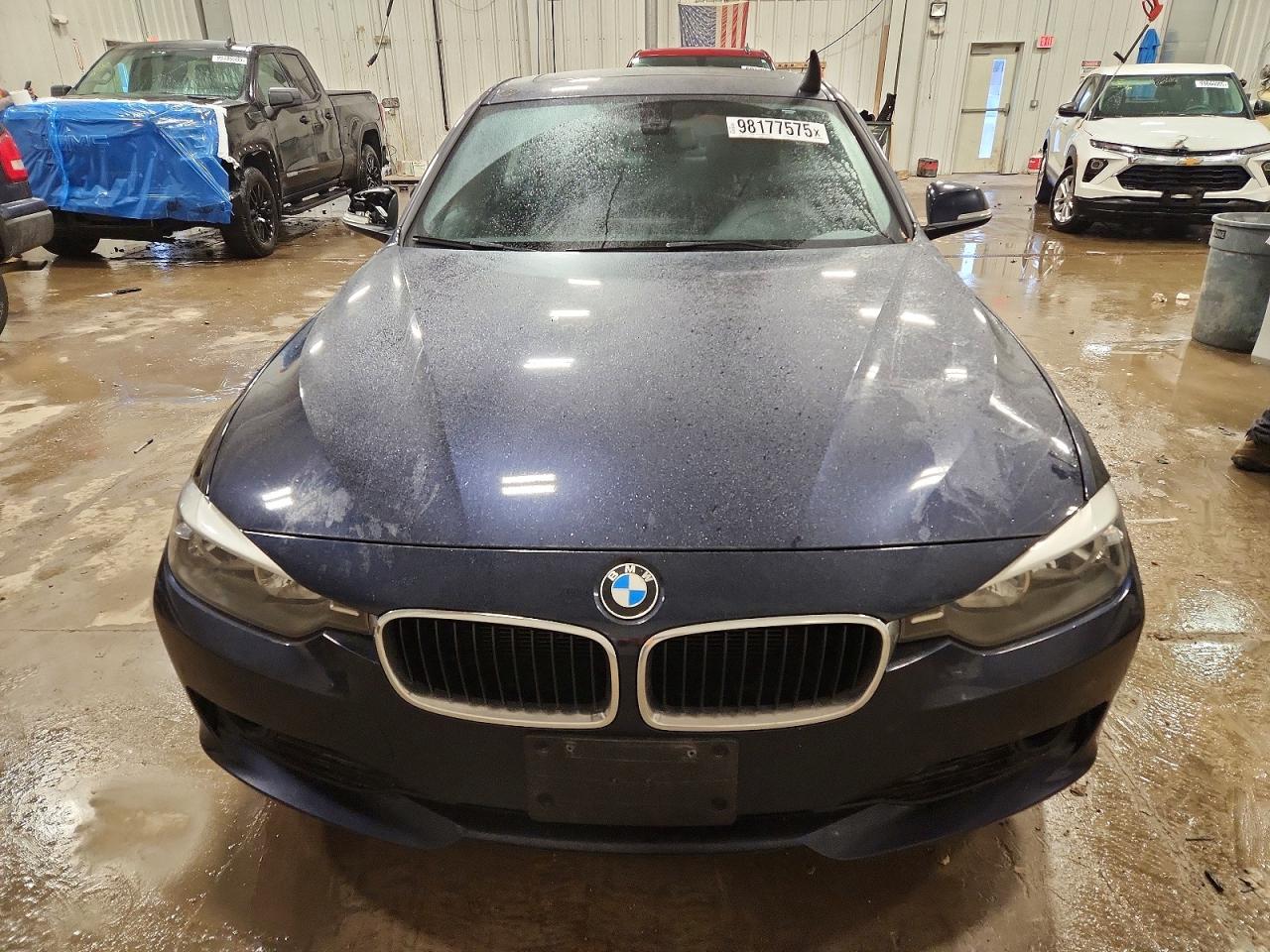 2014 BMW 320 I XDRIVE photo 5