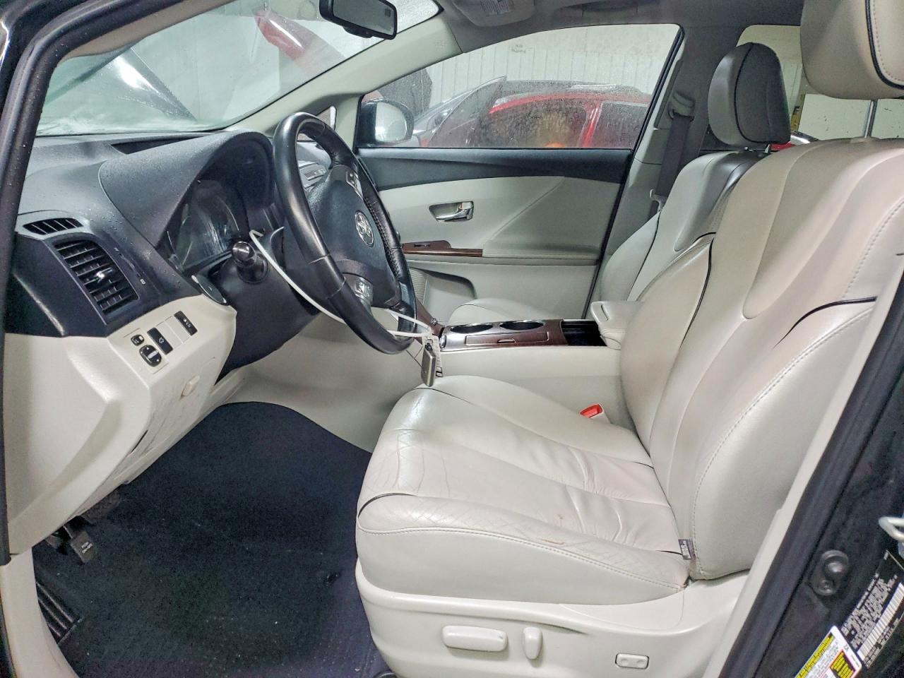 2009 TOYOTA VENZA photo 7