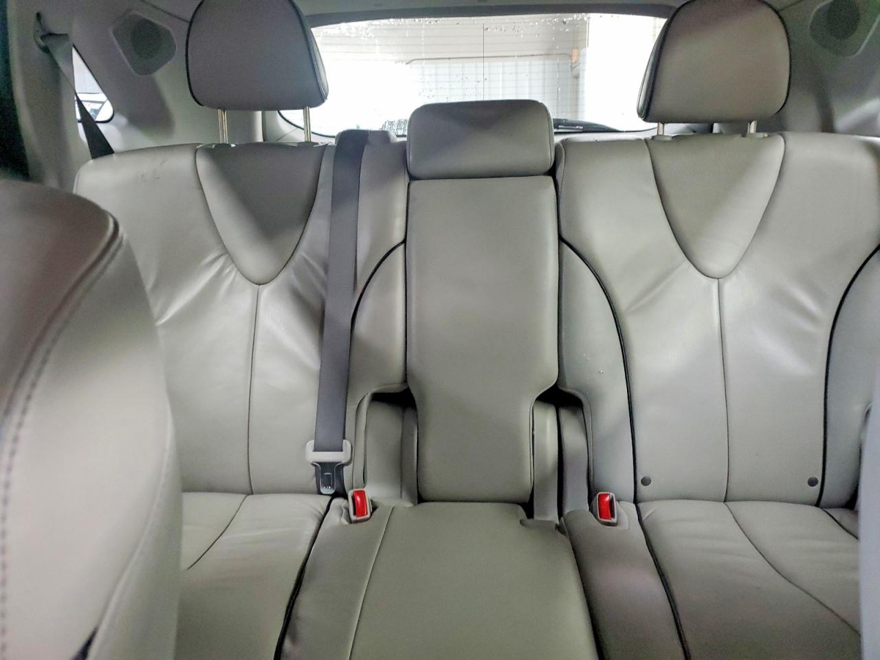 2009 TOYOTA VENZA photo 10