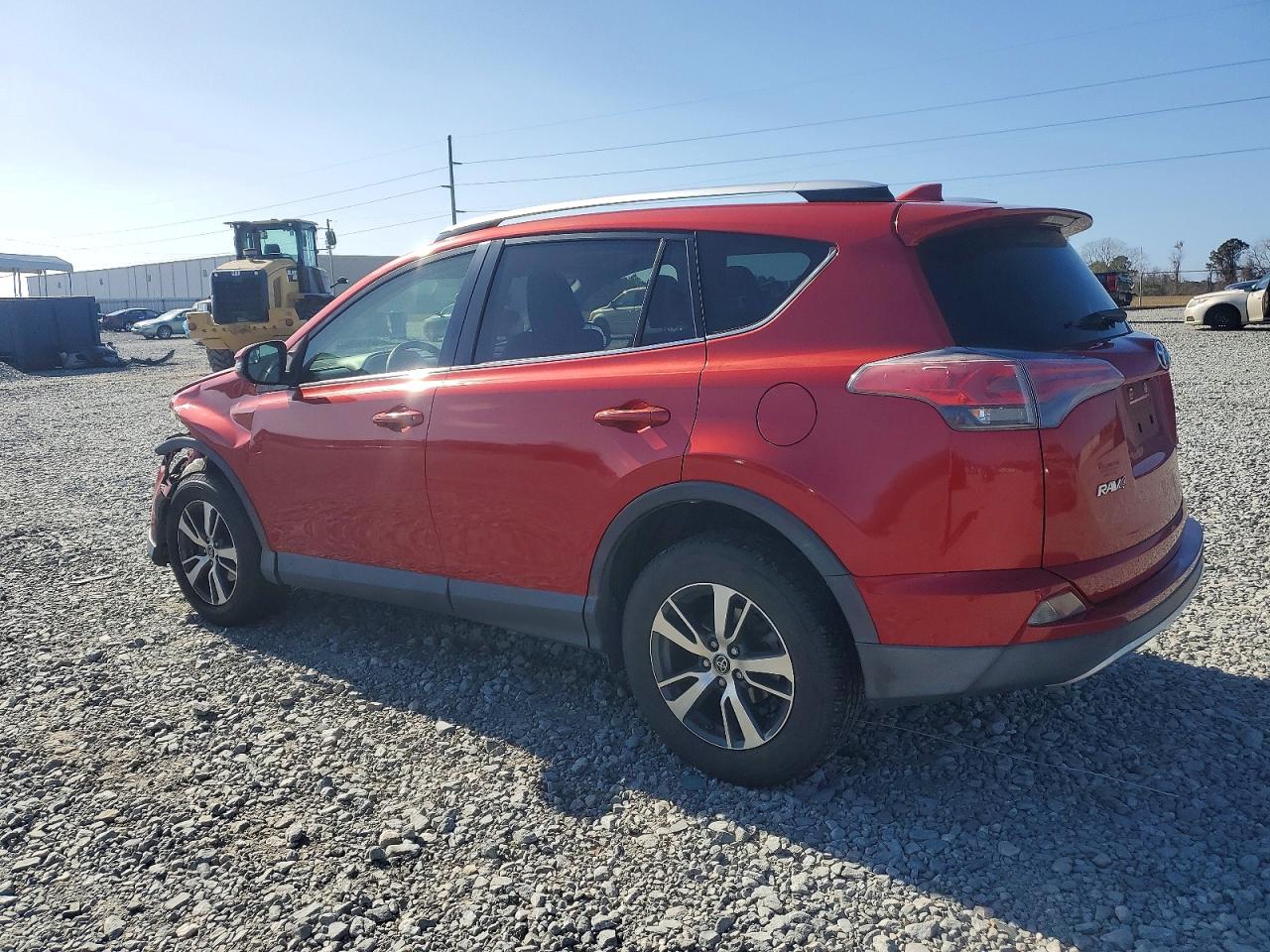 2016 TOYOTA RAV4 XLE photo 2