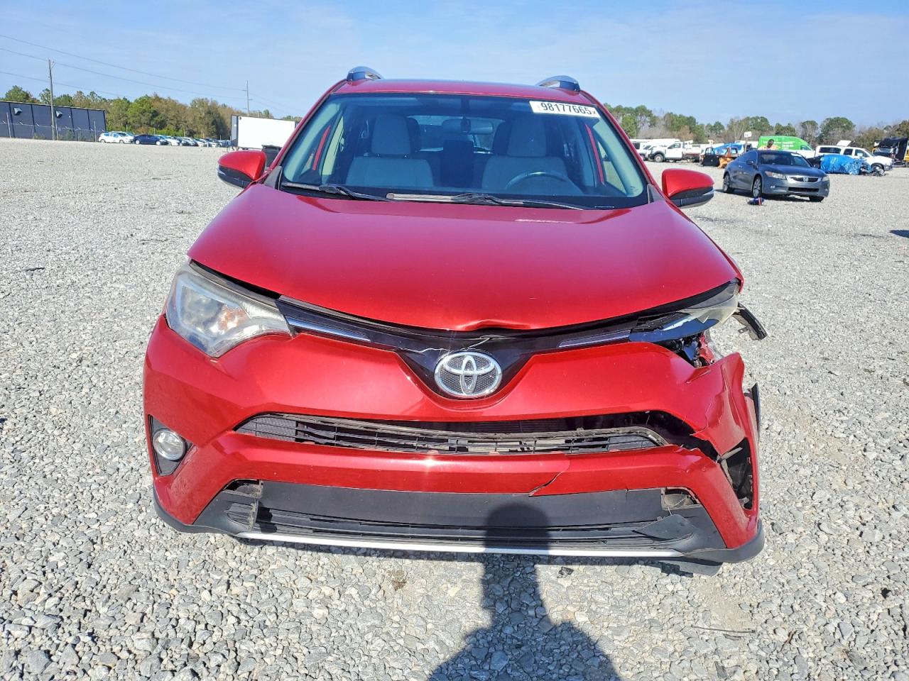 2016 TOYOTA RAV4 XLE photo 5