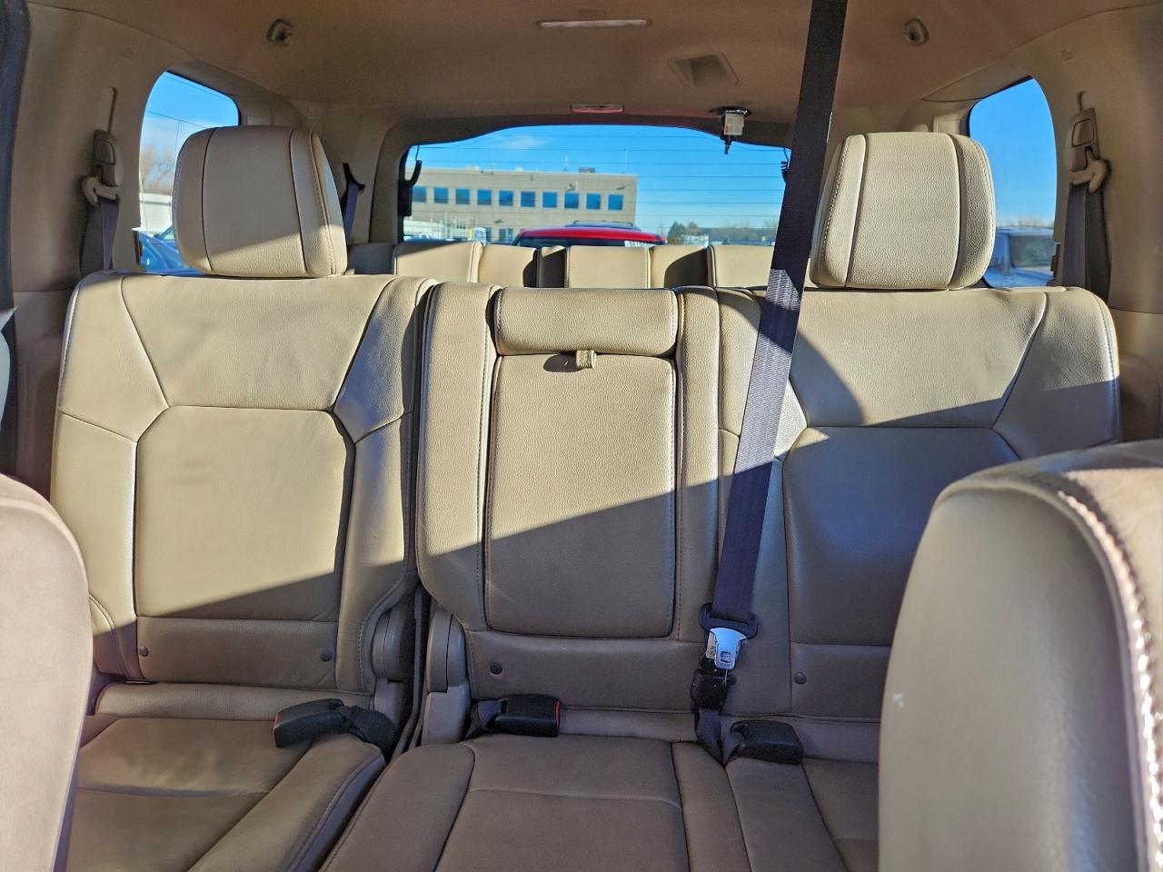 2012 HONDA PILOT EXL photo 10