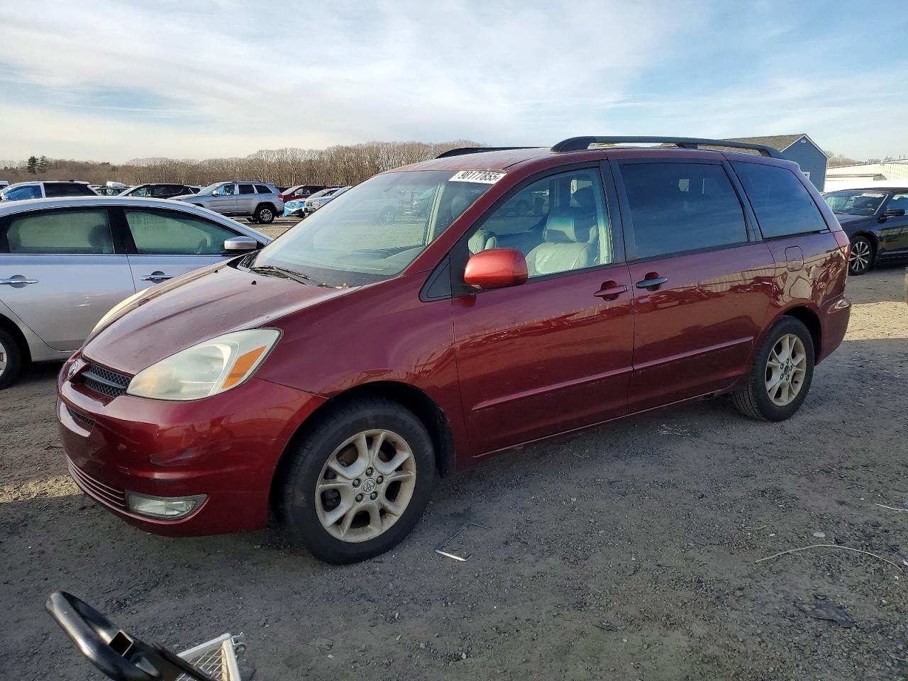 2004 TOYOTA SIENNA