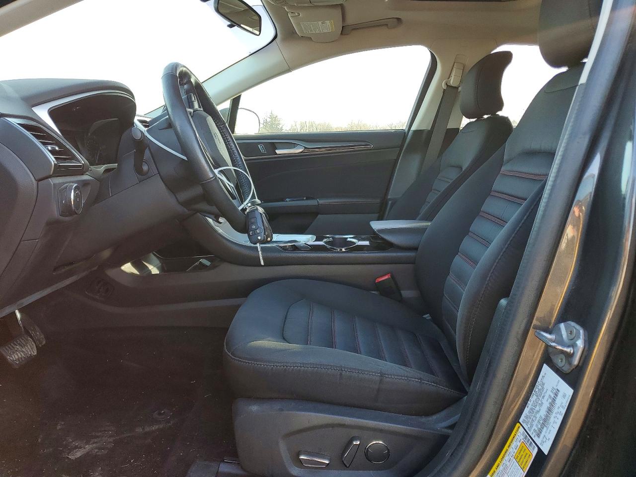 2016 FORD FUSION SE photo 7
