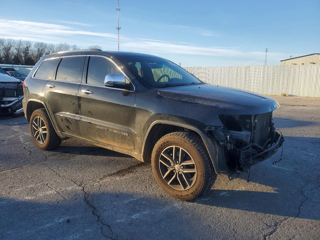 2018 JEEP GRAND CHEROKEE LIMITED photo 4