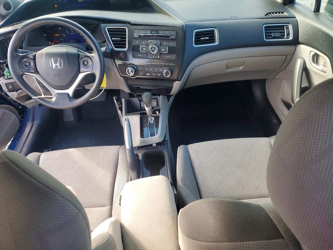2013 HONDA CIVIC LX photo 8