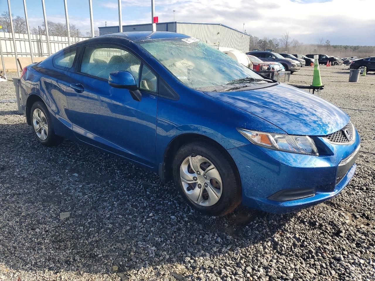 2013 HONDA CIVIC LX photo 4