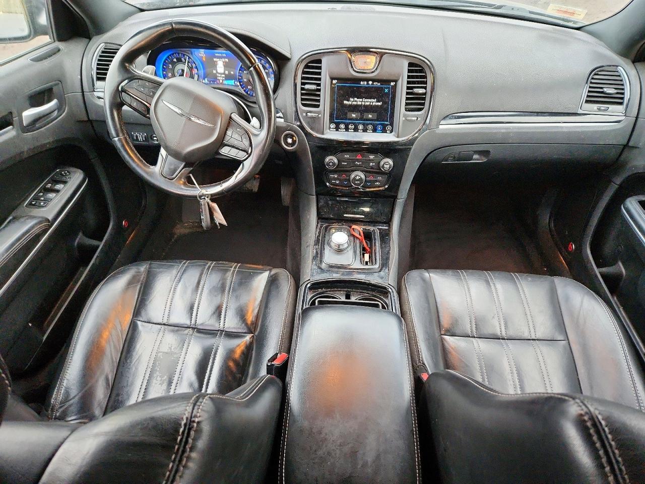 2018 CHRYSLER 300 S photo 8