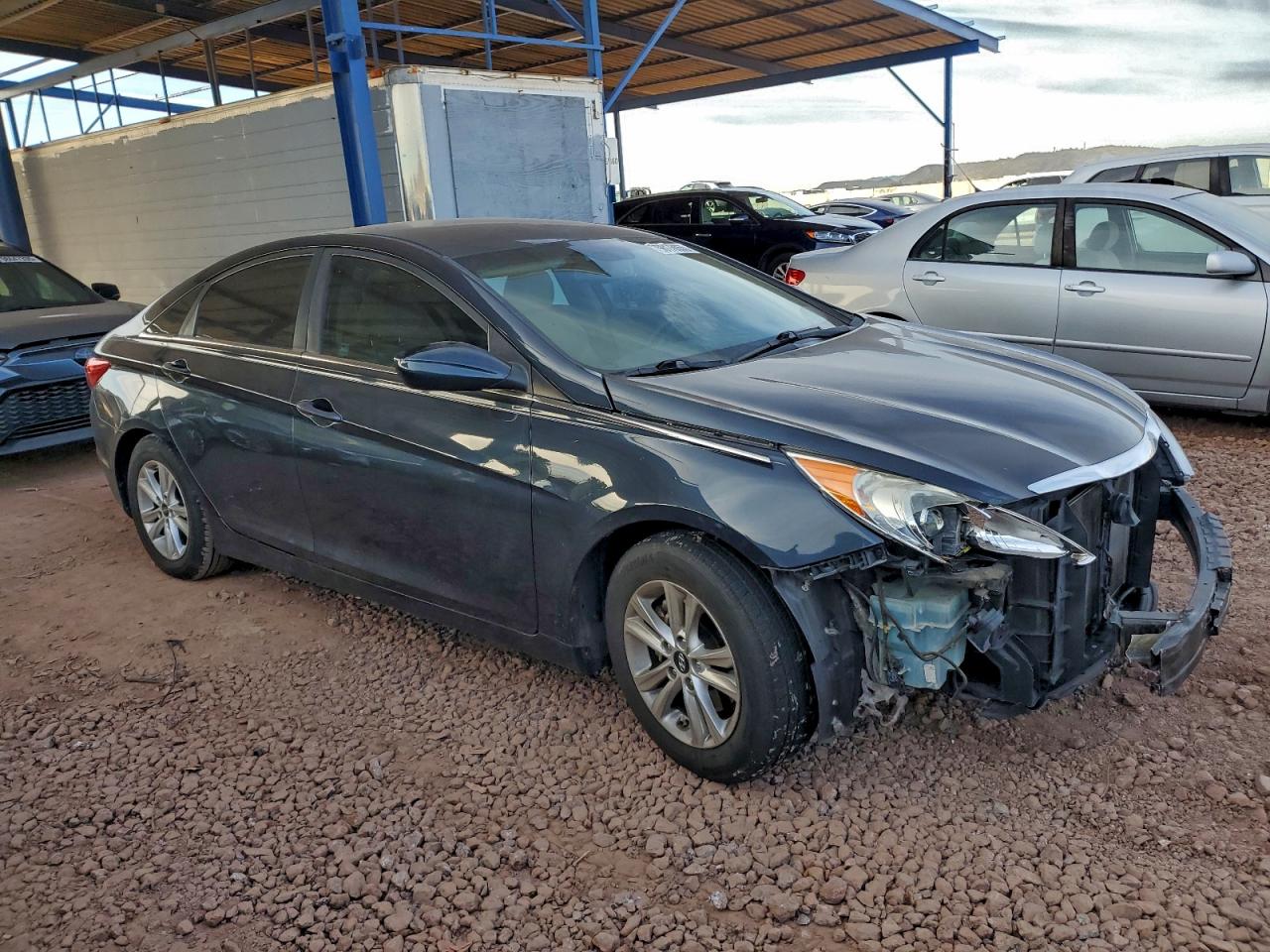 2013 HYUNDAI SONATA GLS photo 4