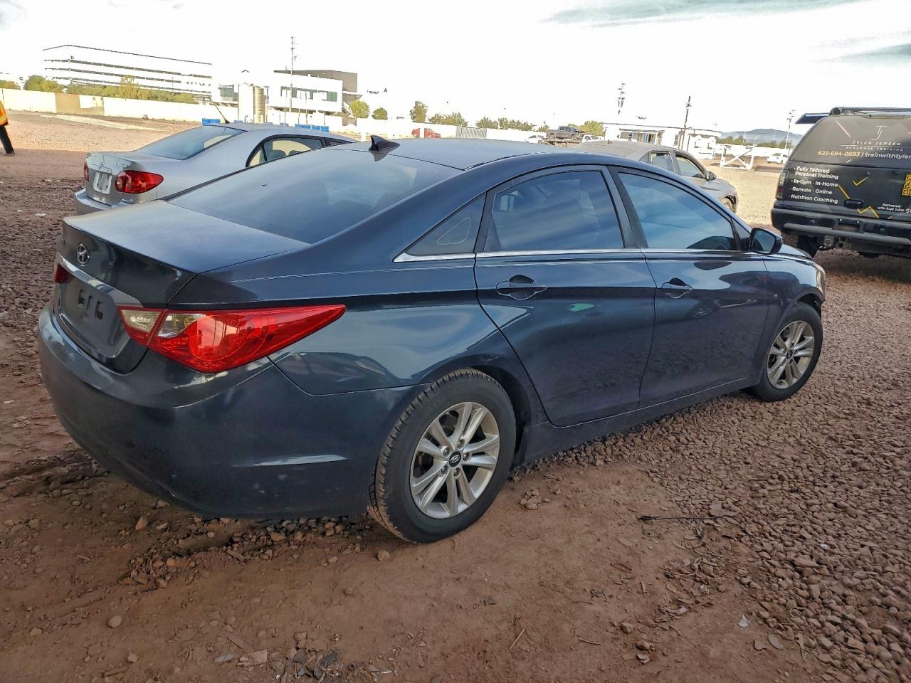 2013 HYUNDAI SONATA GLS photo 3