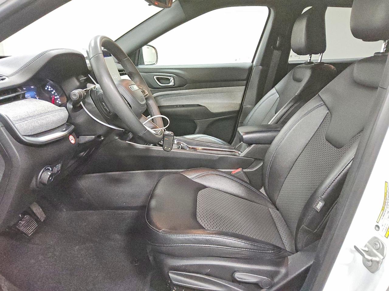 2024 JEEP COMPASS LATITUDE photo 7