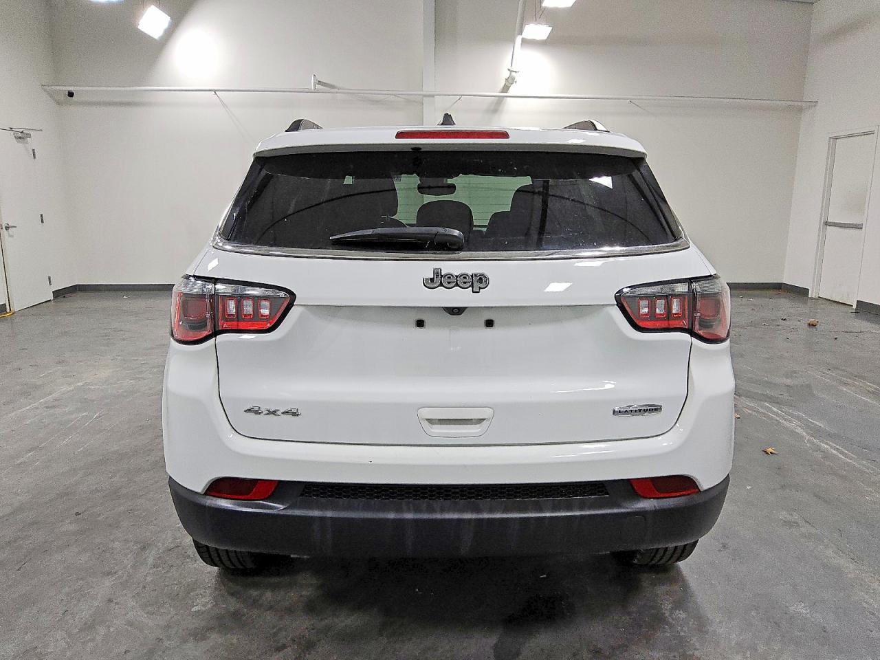 2024 JEEP COMPASS LATITUDE photo 6
