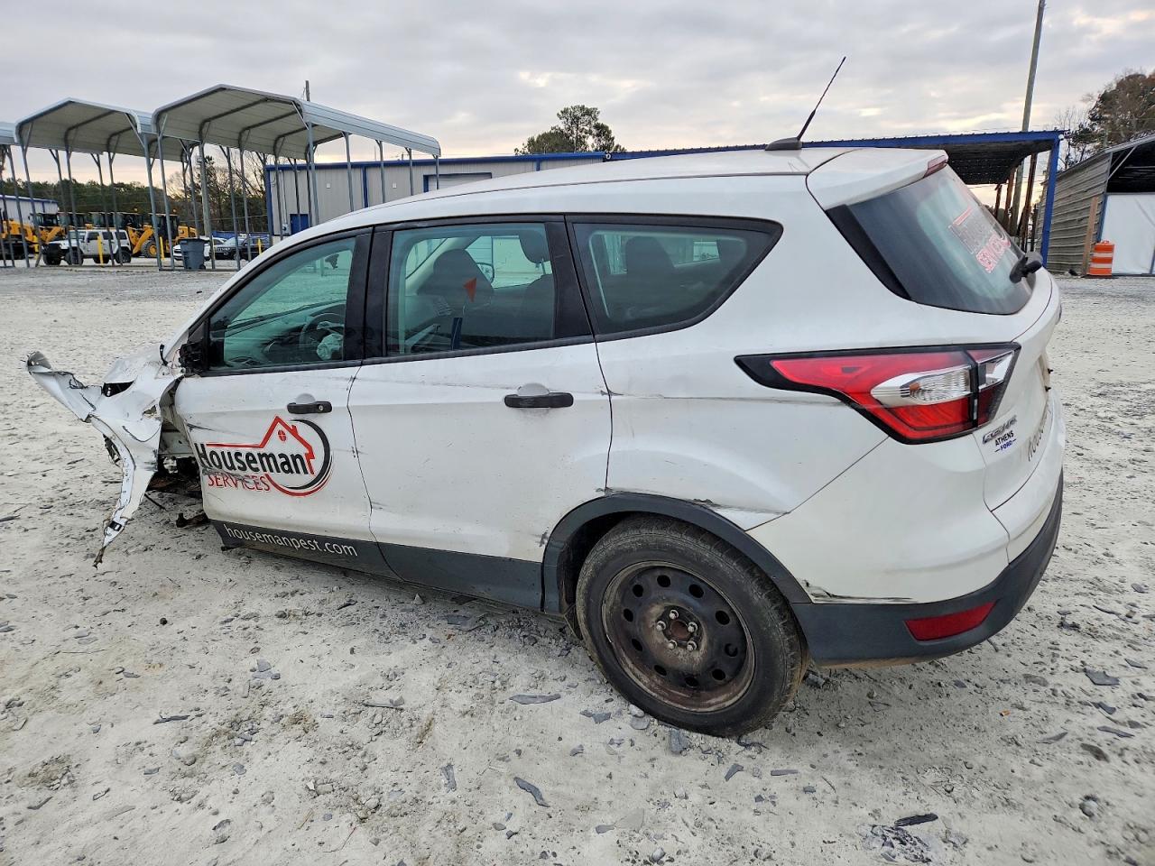 2018 FORD ESCAPE S photo 2