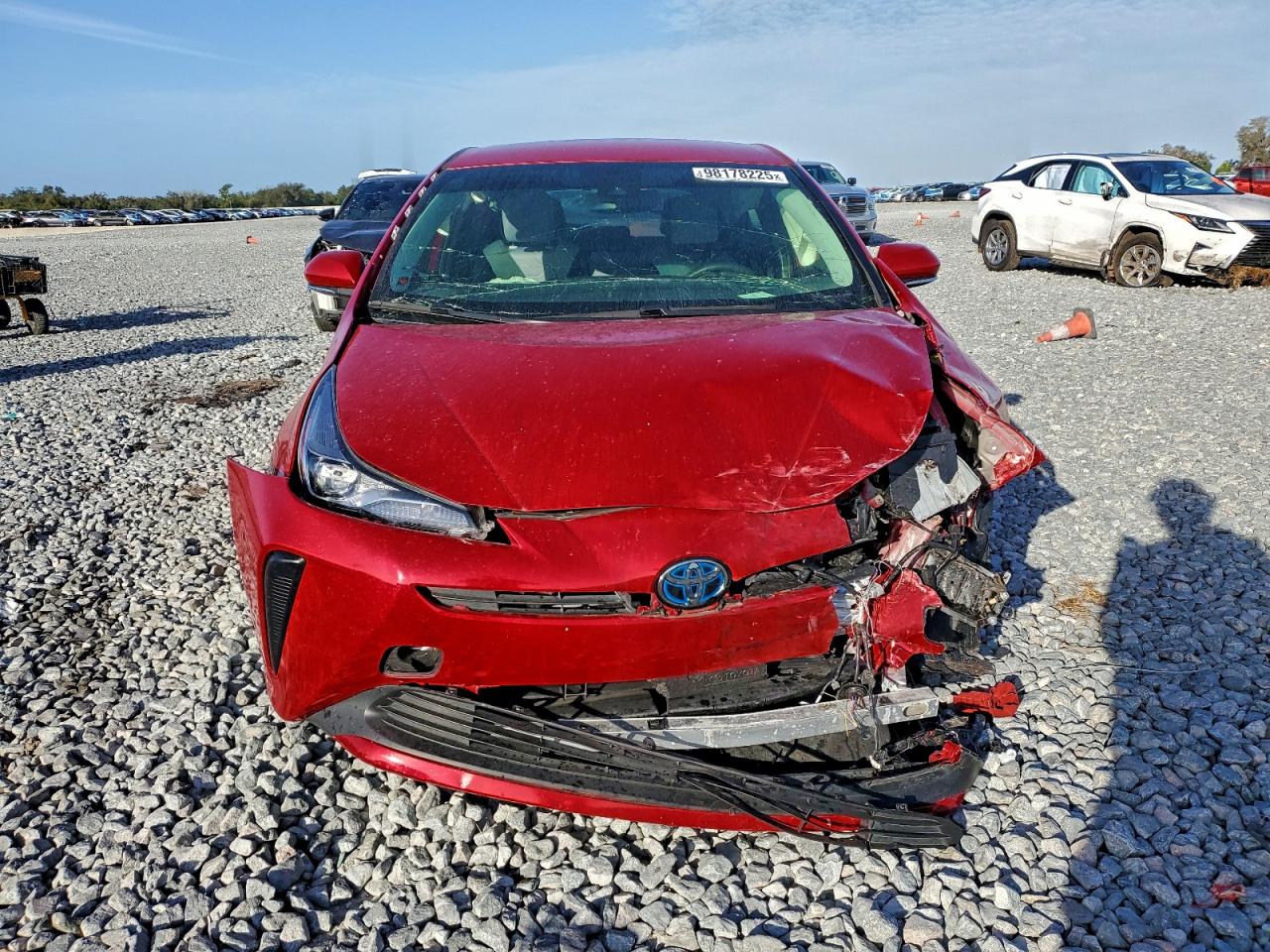 2019 TOYOTA PRIUS photo 5
