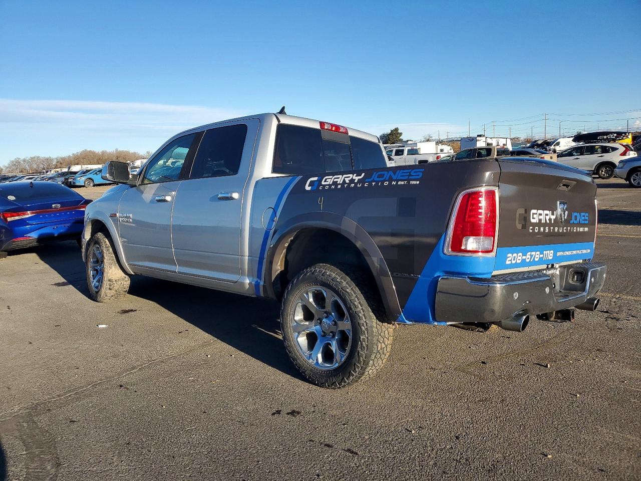 2016 RAM 1500 LARAMIE photo 2