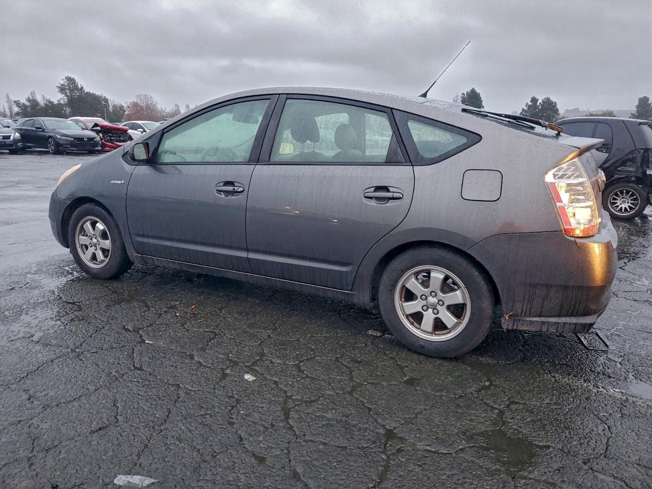 2007 TOYOTA PRIUS photo 3