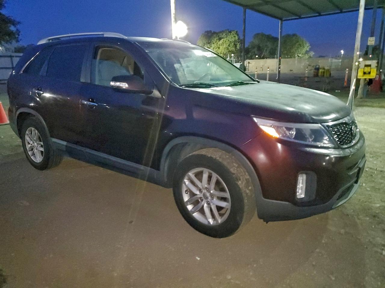 2014 KIA SORENTO LX photo 4