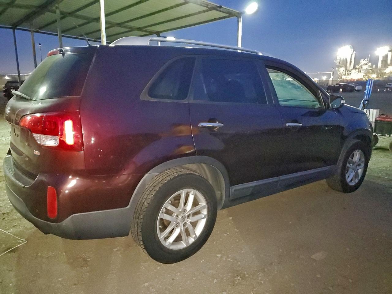 2014 KIA SORENTO LX photo 3