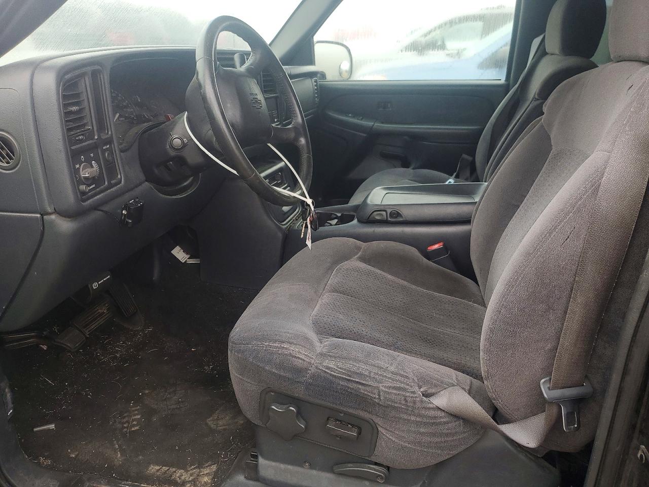 2002 CHEVROLET SILVERADO C1500 photo 7