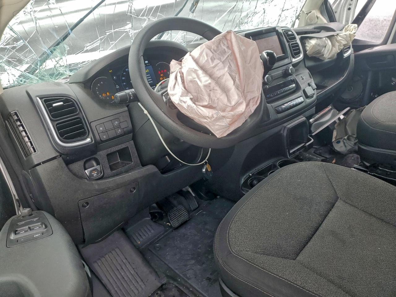 2025 RAM PROMASTER 3500 DELIVERY VAN photo 8