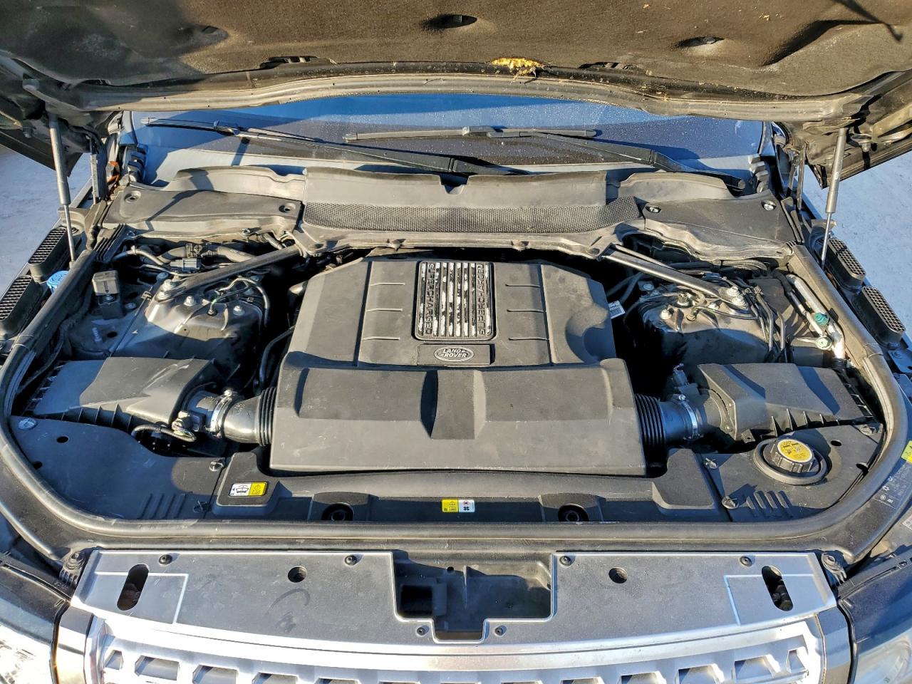 2017 LAND ROVER RANGE ROVER HSE photo 12