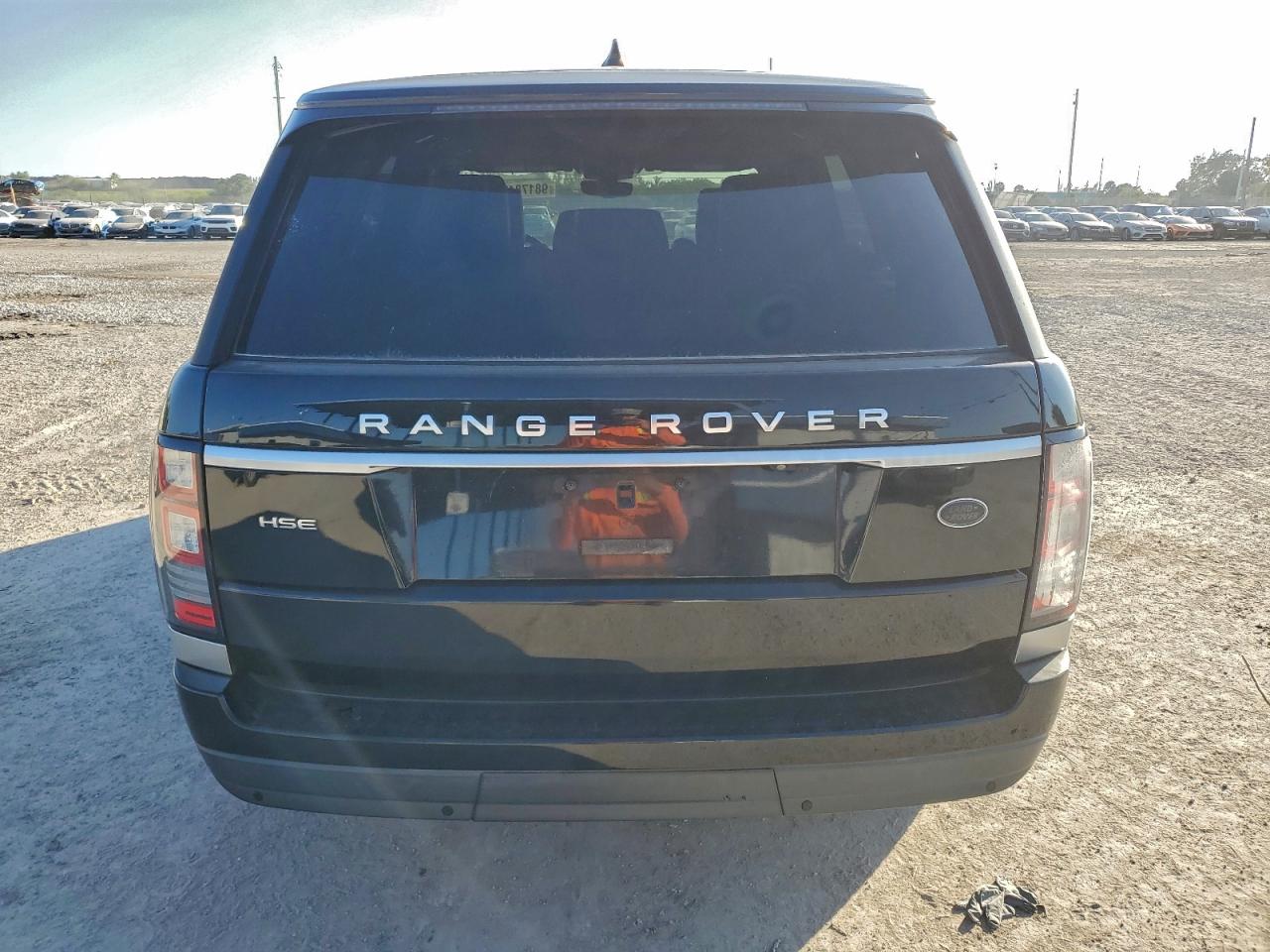 2017 LAND ROVER RANGE ROVER HSE photo 6