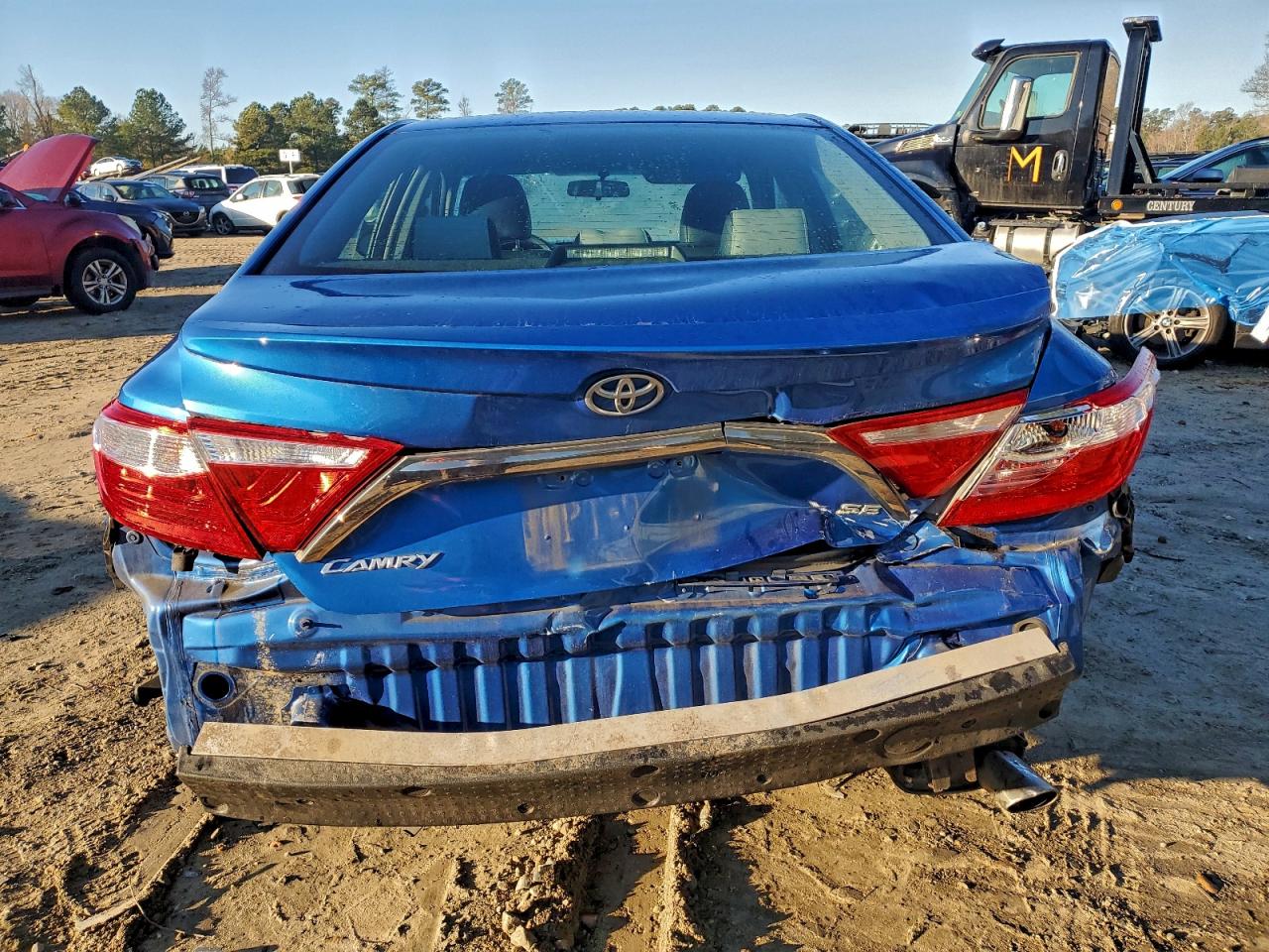 2017 TOYOTA CAMRY LE photo 6