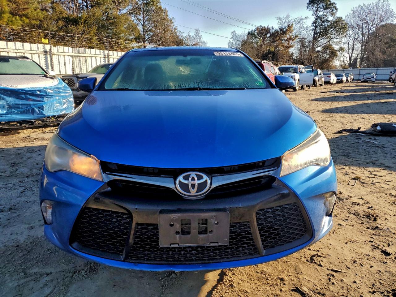 2017 TOYOTA CAMRY LE photo 5