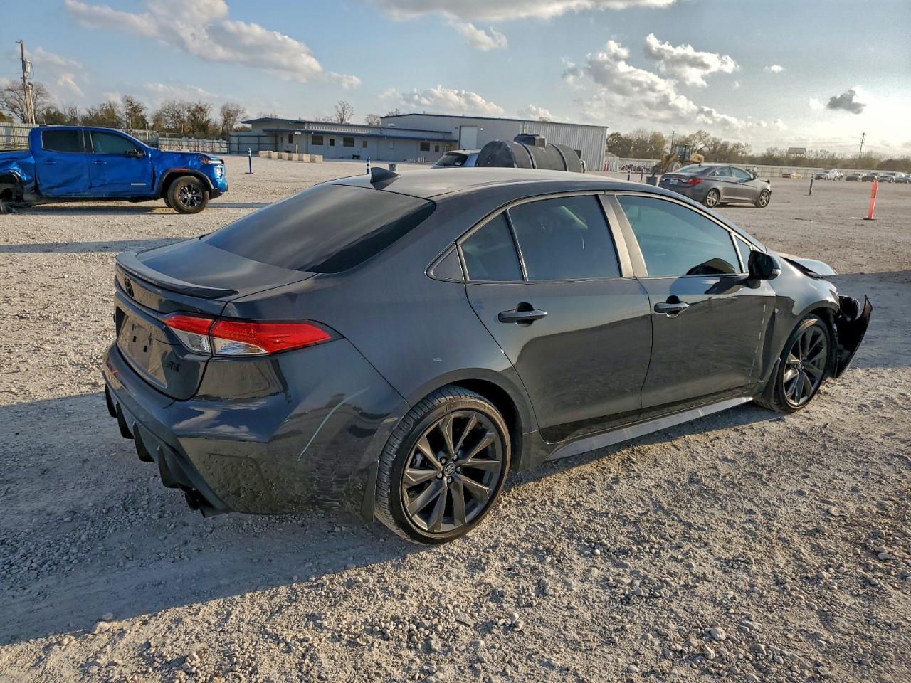 2024 TOYOTA COROLLA SE photo 3