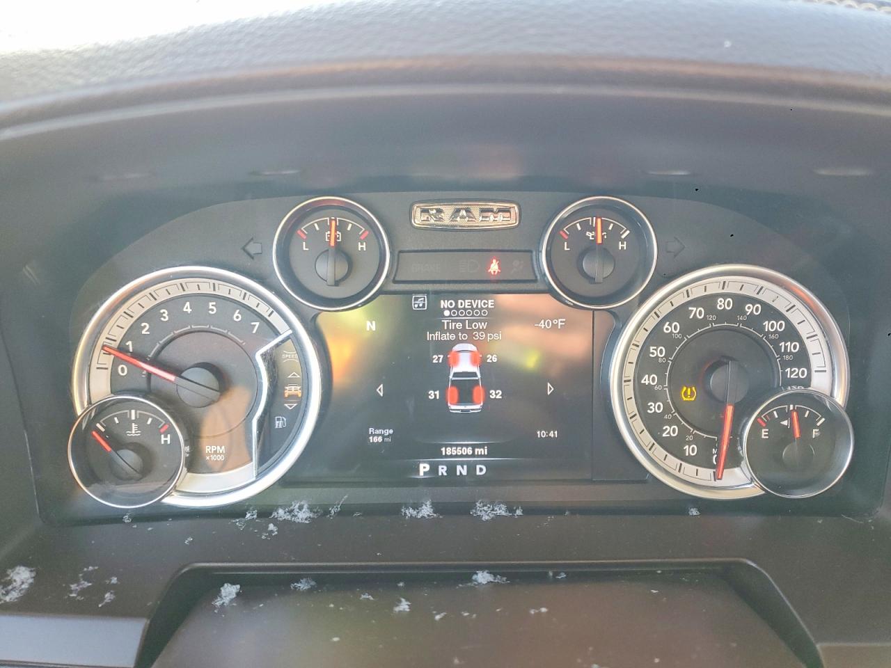2014 RAM 1500 LARAMIE photo 9