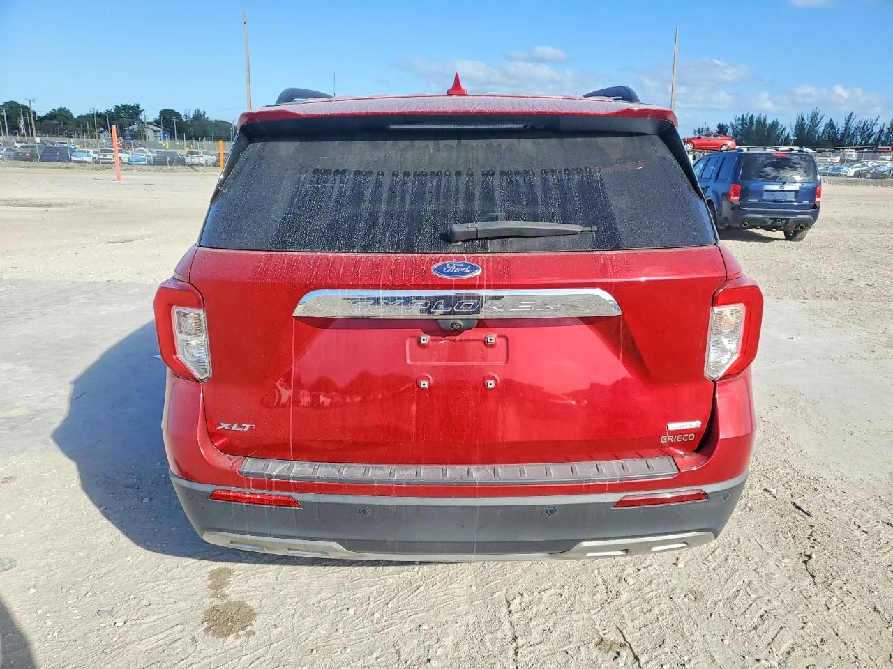 2020 FORD EXPLORER XLT photo 6